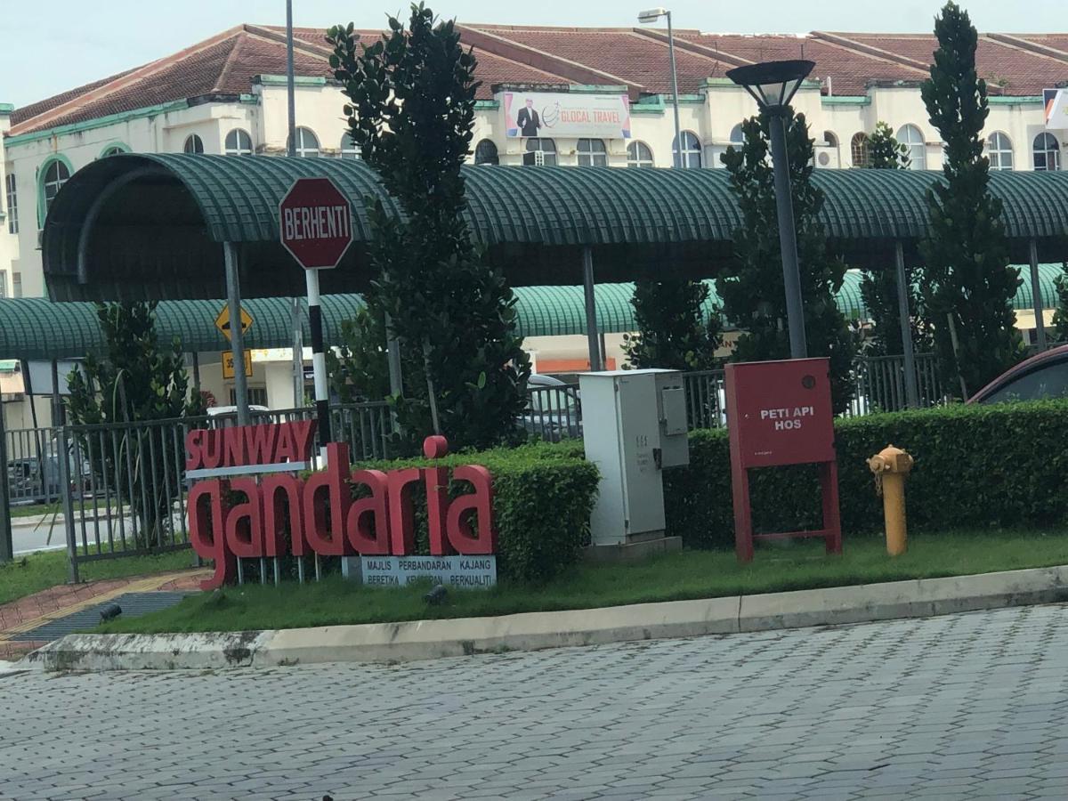 Condostay At Bangi Kampong Sungai Ramal Dalam Ngoại thất bức ảnh
