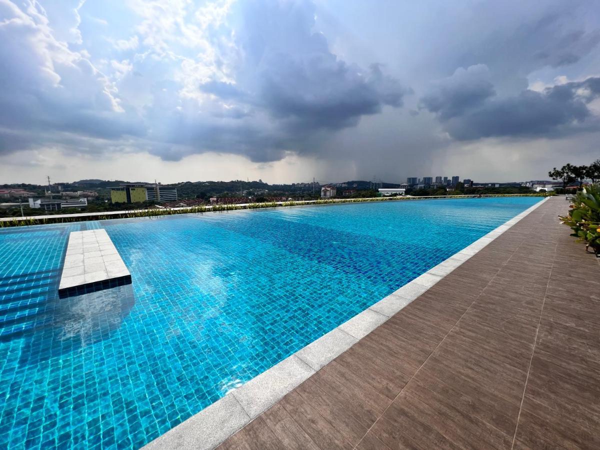 Condostay At Bangi Kampong Sungai Ramal Dalam Ngoại thất bức ảnh